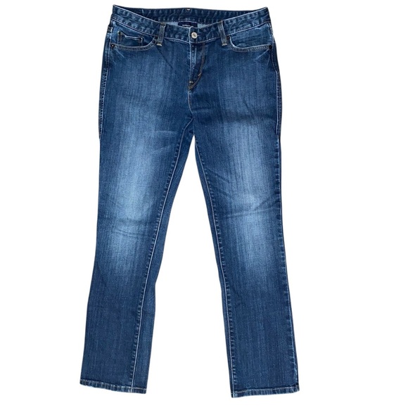 Levi’s 552 Women’s Straight Leg Distressed Jeans in Medium BLU Wash Size 8 - Picture 1 of 6